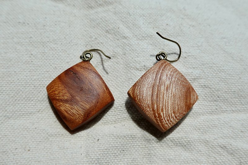 Zelkova earrings - Earrings & Clip-ons - Wood Brown