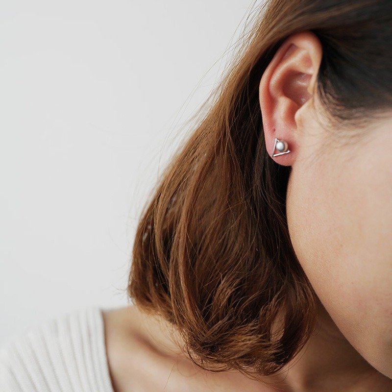 VISHI原創設計三角s925純銀鑲嵌天然珍珠耳釘簡約氣質女白色灰色 - 耳環/耳夾 - 其他材質 