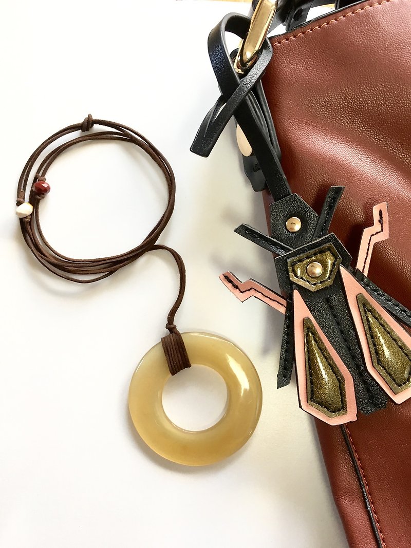 Cow horn rather necklace - ネックレス - 革 ブラウン
