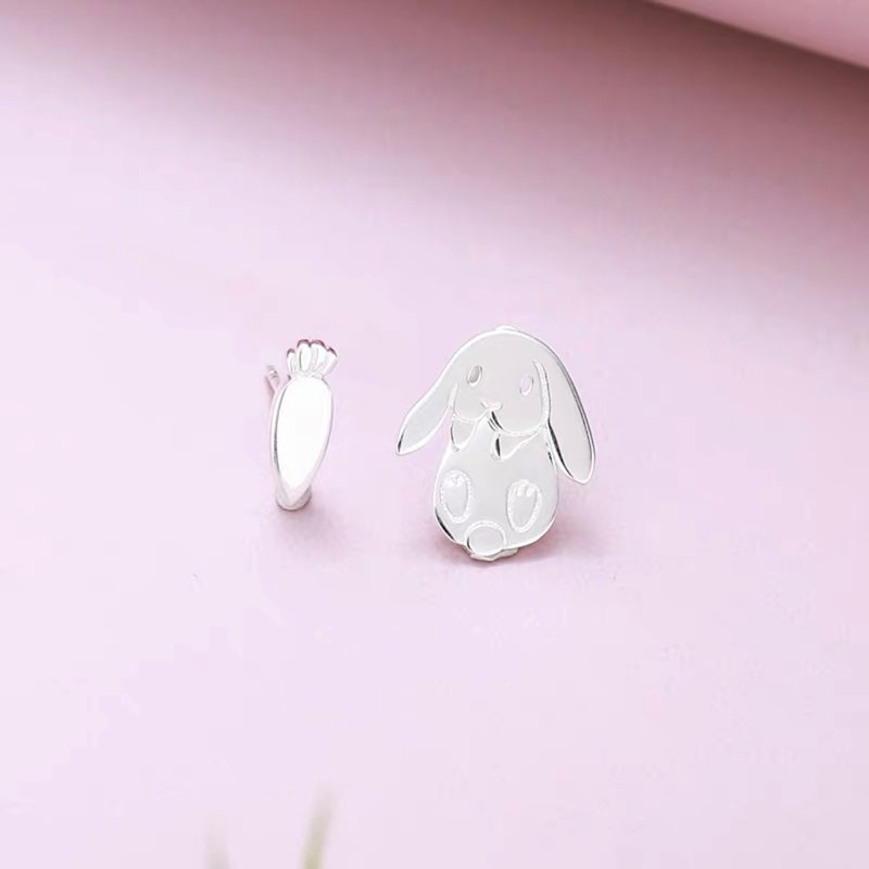 Childlike and cute little bunny and her carrot-shaped earrings 925 sterling silver earrings - Earrings & Clip-ons - Sterling Silver Silver