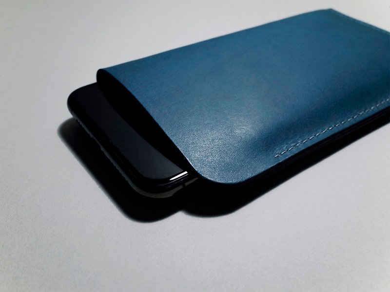 Leather iPhone 15 Pro Max / 14 Plus / 12 mini (13 colors / engraving service) - เคส/ซองมือถือ - หนังแท้ สีน้ำเงิน