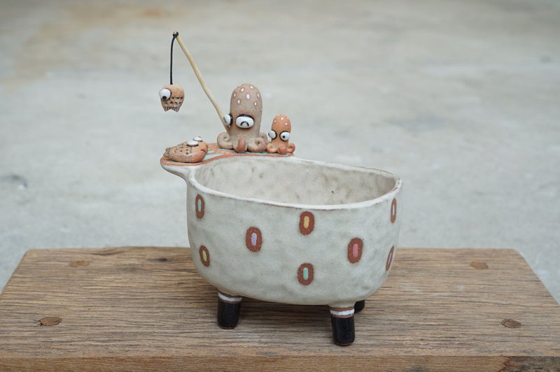 squid plant pot , octopus , handmade ceramic. cactus - 花瓶/花器 - 陶 咖啡色