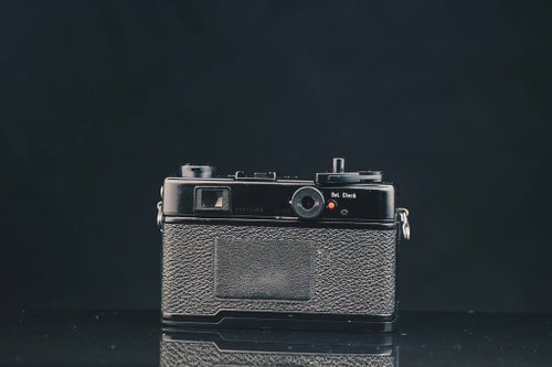 YASHICA ELECTRO 35 CC フィルムカメラ YASHICA ELECTRO 35CC | ヨアケマエカメラ