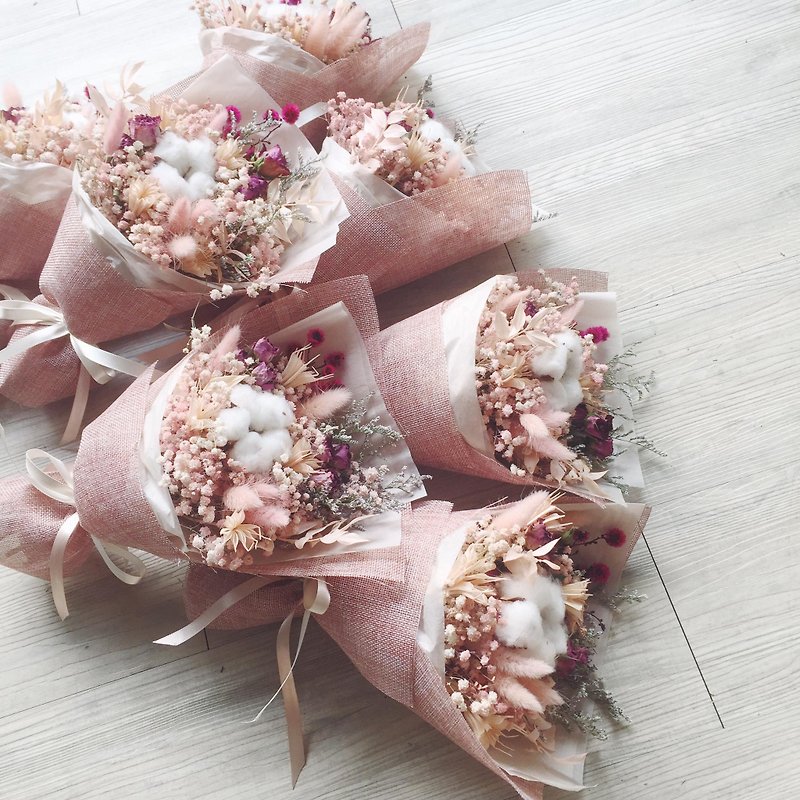 Pink dry bouquet for romantic encounter - Plants - Plants & Flowers Pink