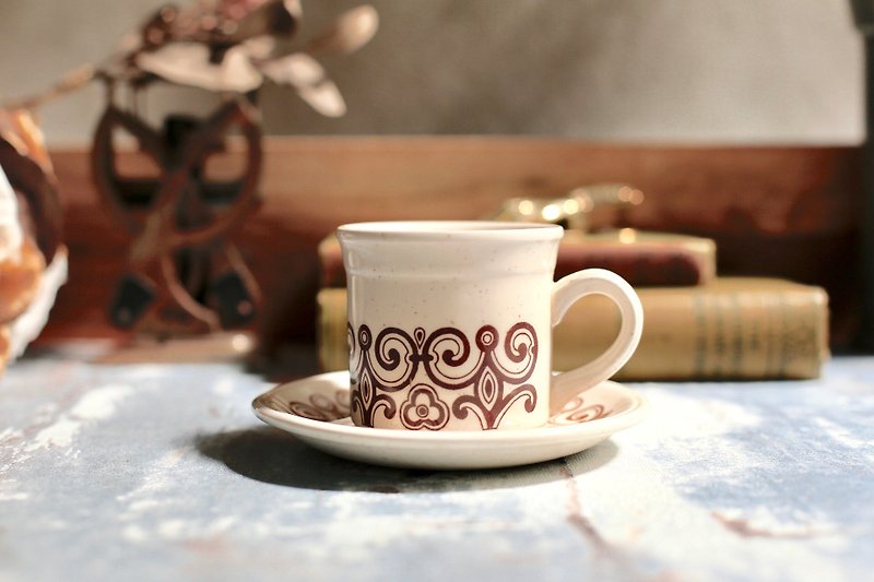 Rare British porcelain old Biltons retro pattern coffee cup / plate set - แก้วมัค/แก้วกาแฟ - เครื่องลายคราม สีกากี