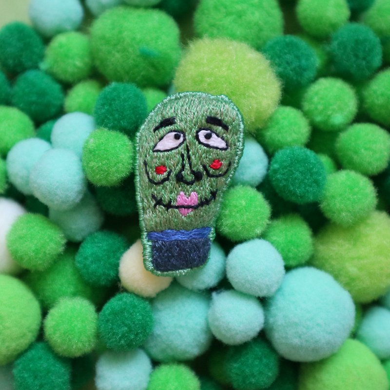 Abnormal cactus uncle without thorns - Brooches - Thread Green
