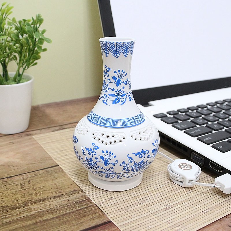 Underlaze-blue Fragrance Porcelain vase with USB - USB Flash Drives - Porcelain 