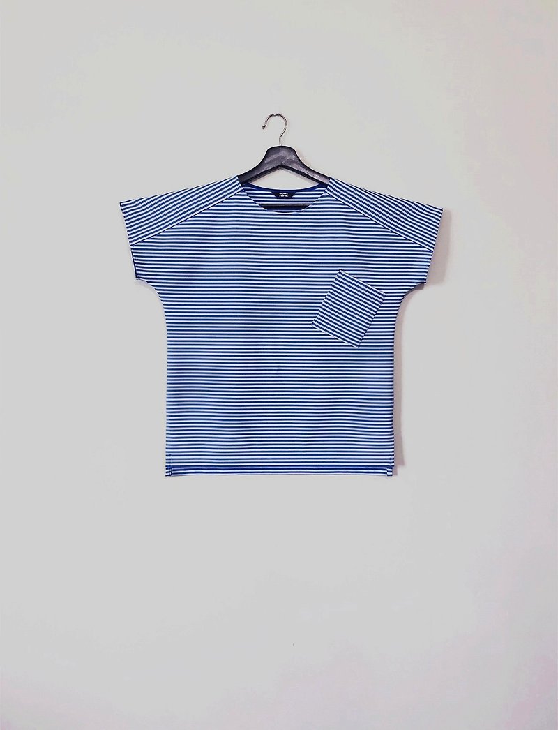 Navy Striped Top - เสื้อผู้หญิง - เส้นใยสังเคราะห์ สีน้ำเงิน