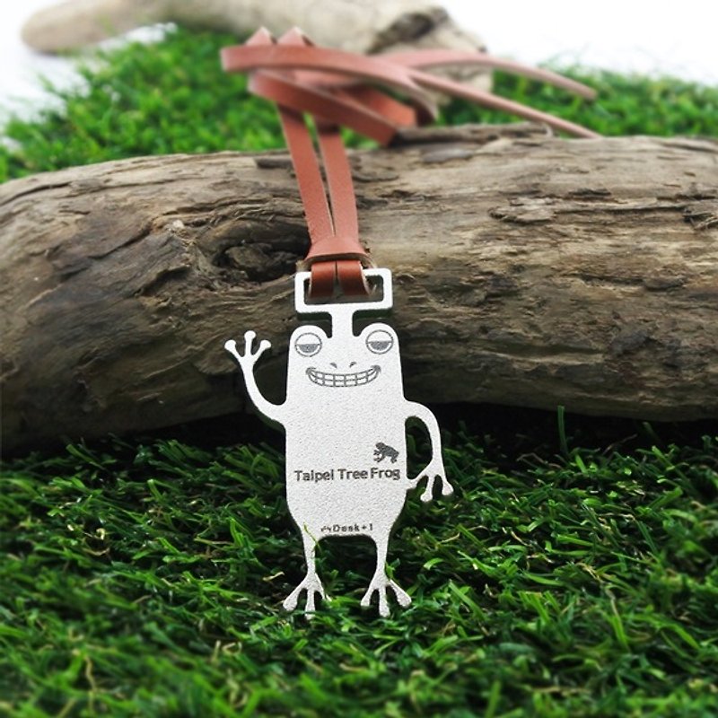 [Desk + 1] Keychain Charm - Taipei tree frog - Keychains - Other Metals Silver