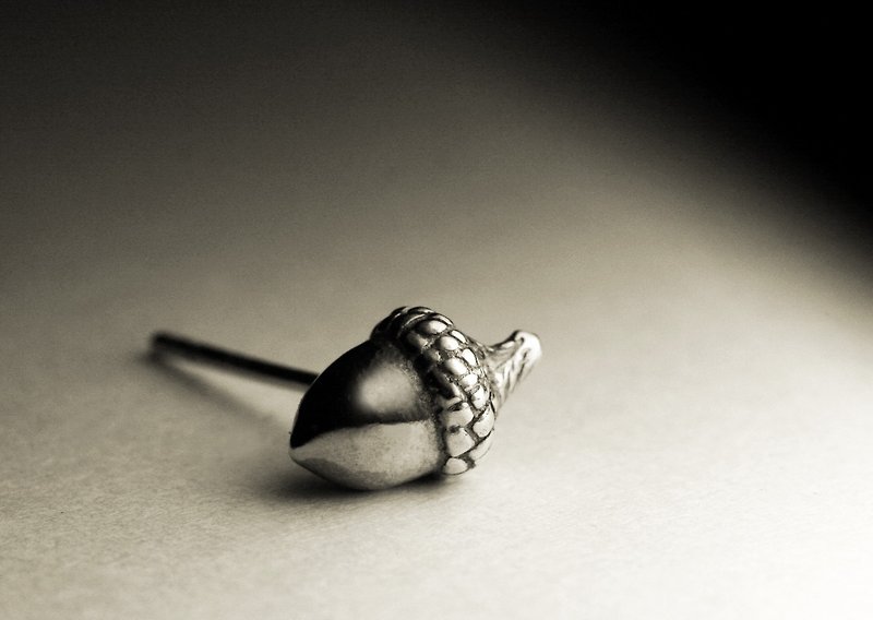 小橡果造型純銀耳環(單支/一對) - 耳環/耳夾 - 其他金屬 銀色