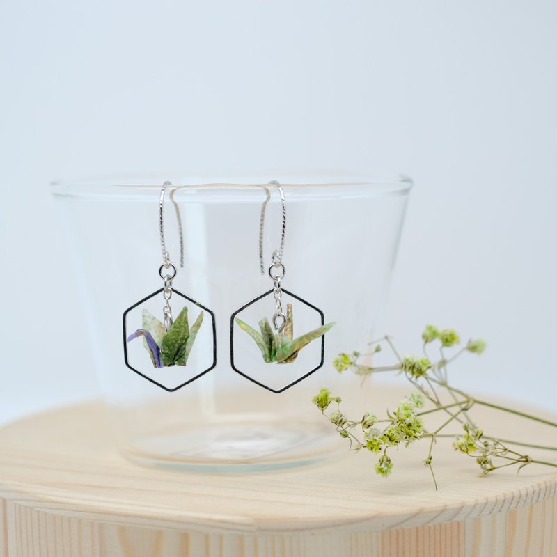 Chearrings | Origami 日本和紙 手工摺紙 紙鶴耳環 | 款式C001 - 耳環/耳夾/耳骨夾 - 紙 綠色