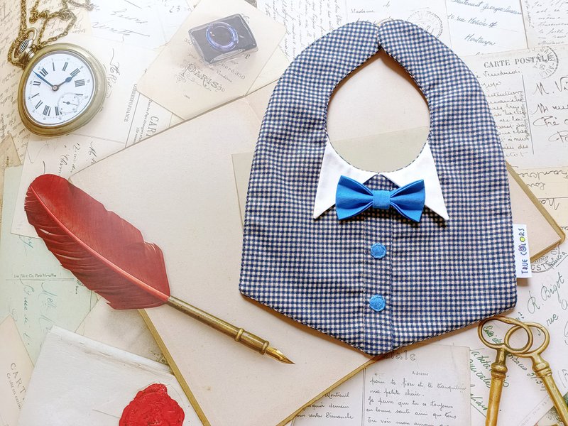 [Little Gentleman Bib Series D] Retro blue grid | Bow tie button six-layer gauze bib Miyue gift box - Bibs - Cotton & Hemp 