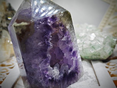 zen crystal jewelry 礦石設計 天然紫晶洞柱