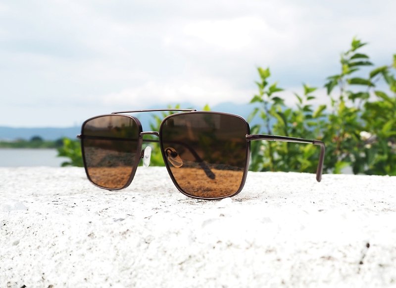 2is KylaC 太陽眼鏡│質感雙樑方框│咖啡色│抗UV400 - 太陽眼鏡 - 其他金屬 咖啡色