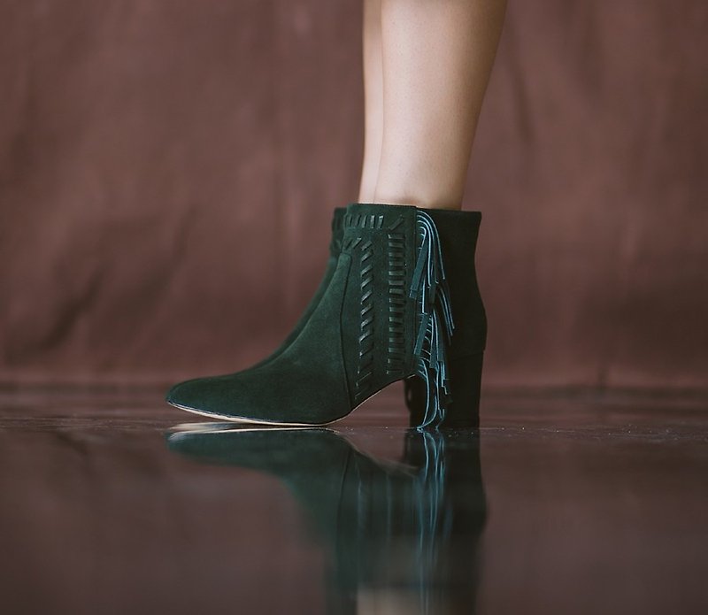 Fringed vest leather thick boots with green boots - รองเท้าบูทยาวผู้หญิง - หนังแท้ สีเขียว