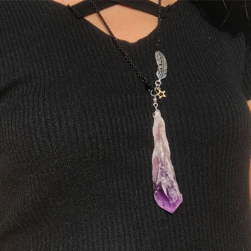 amethys quartz pendulum necklace - Necklaces - Gemstone Purple