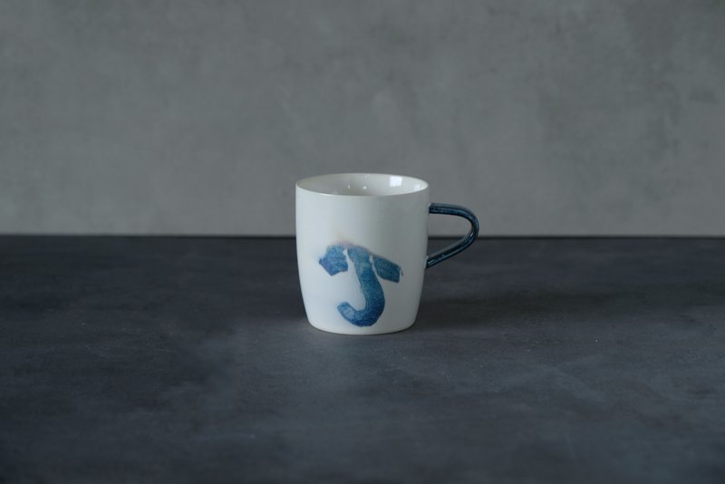 J_coffee cup - แก้วมัค/แก้วกาแฟ - เครื่องลายคราม ขาว