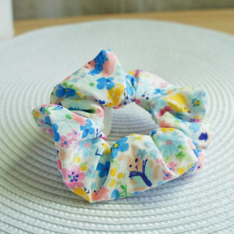 Lovely [Japanese cloth] garden bunny hair bundle, large intestine circle, donut hair bundle [blue] - Hair Accessories - Cotton & Hemp Blue