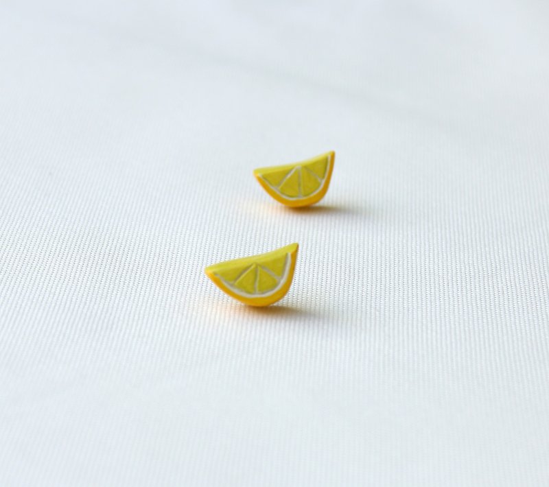 Handmade lemon  earrings - ต่างหู - ดินเหนียว สีเหลือง