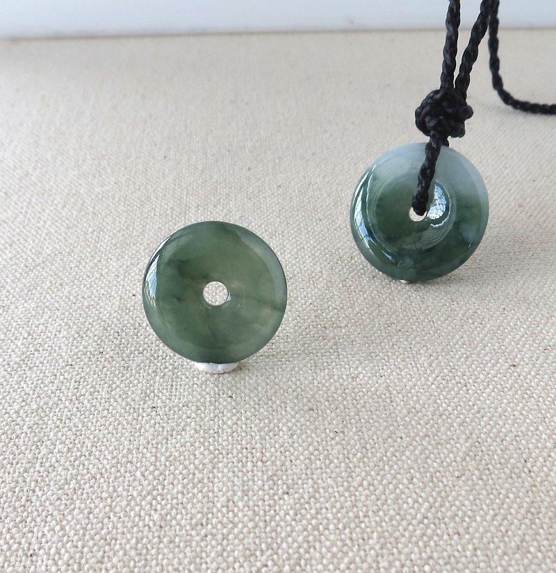 The birth year [Peace, wishful] ice type safe buckle emerald silk wax line necklace [BU01] four shares - Necklaces - Gemstone Green