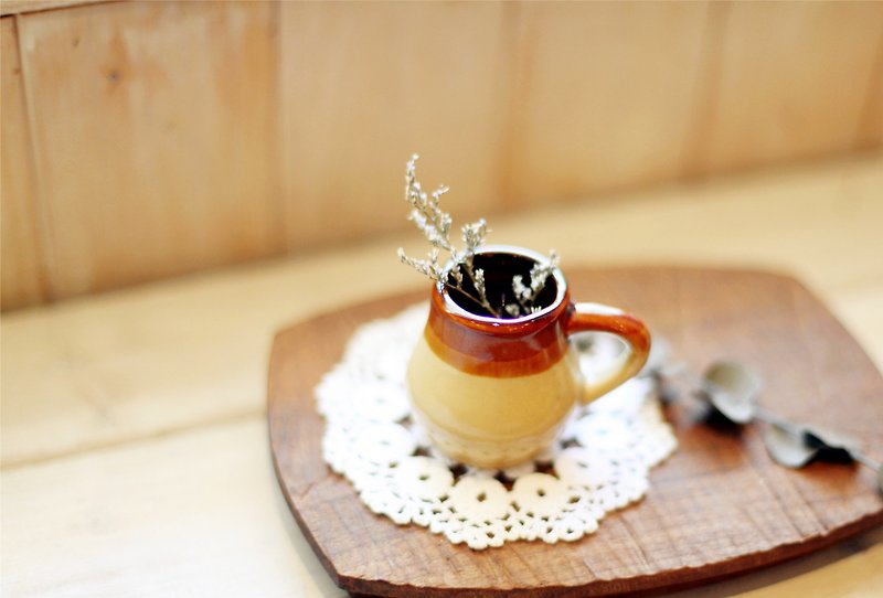 [フェチ]良い一日3つのサイコロドイツのヴィンテージミルク缶 - 花瓶・植木鉢 - 陶器 ブラウン