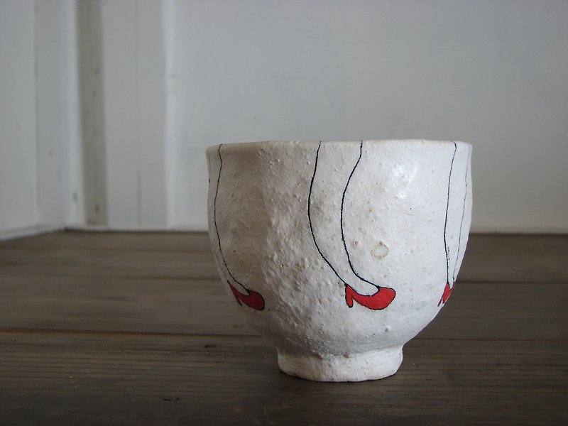 赤いシリーズ　カフェオレボール - マグカップ - 陶器 ホワイト