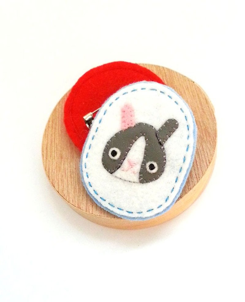 Rabbit pin - Brooches - Other Materials 
