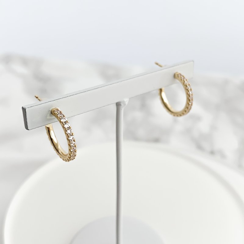 Zirconia hoop pierces Earrings Earrings Cubic zirconia - Earrings & Clip-ons - Other Metals Gold