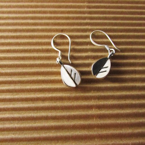 mittag jewelry｜公平貿易珠寶 leaf a earring 葉子a耳環 | 925純銀 限量 設計師手作
