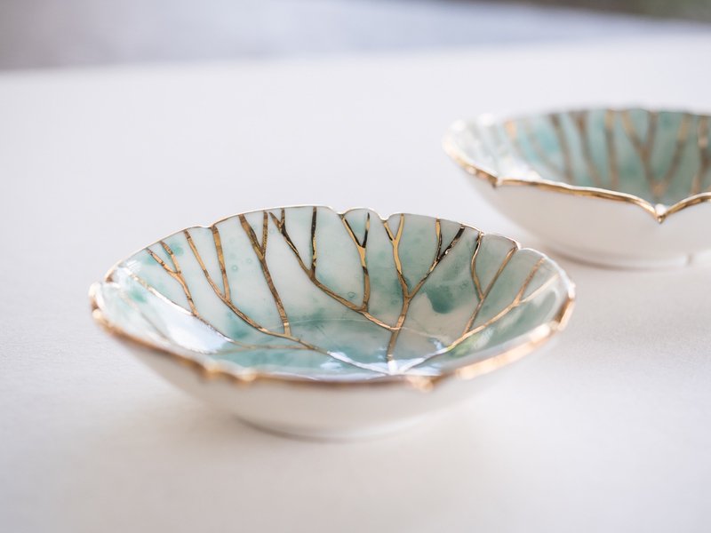 Lotus Leaf Plate (s) - 花瓶/花器 - 陶 綠色