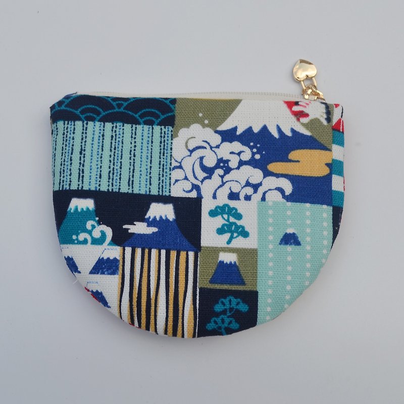 Mount Fuji semicircle coin purse/card storage bag - Coin Purses - Cotton & Hemp 