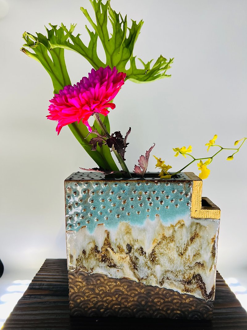 オリジナルの単一製品-手作りの風景の正方形の花の道具 - 花瓶・植木鉢 - 陶器 グリーン