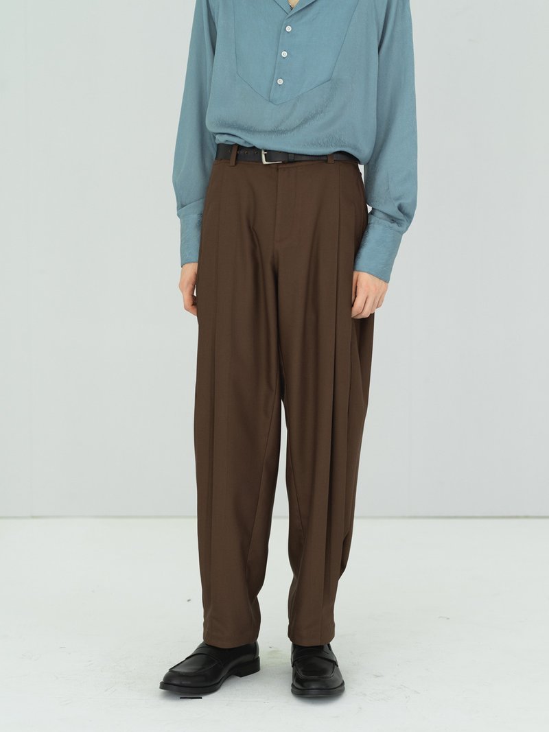 GRAINMUSTARD Designer Original Men's Dark Brown Accordion Pleated Tapered Pants Vintage High Waisted Leggings - กางเกงขายาว - วัสดุอื่นๆ สีนำ้ตาล