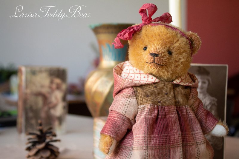 Teddy bear pink coat pattern pdf on English - 手工藝教學/工具書 - 其他材質 
