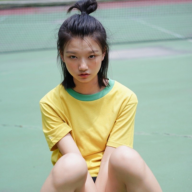 LLANO 彩虹系列 七色T恤 芥黃色 - 女 T 恤 - 棉．麻 黃色