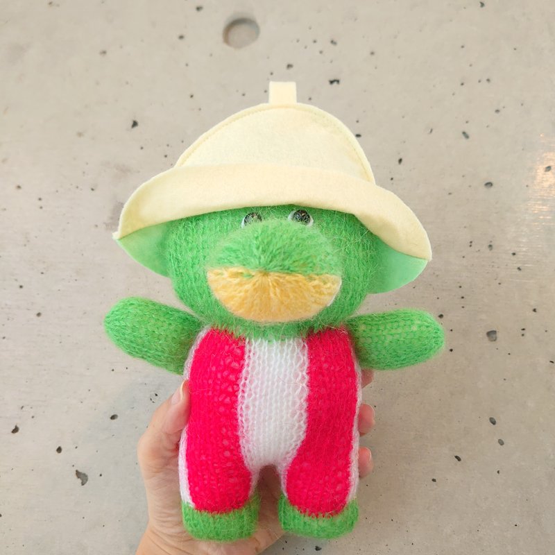 Stuffed animal, Amigurumi, Gus the Crocodile, handmade, one-of-a-kind - ตุ๊กตา - ขนแกะ สีเขียว