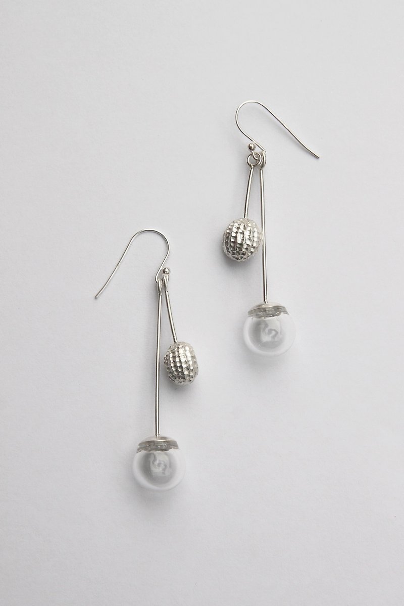 Organism Collection Sterling Silver Earrings Bump Concave - ต่างหู - เงินแท้ สีเงิน