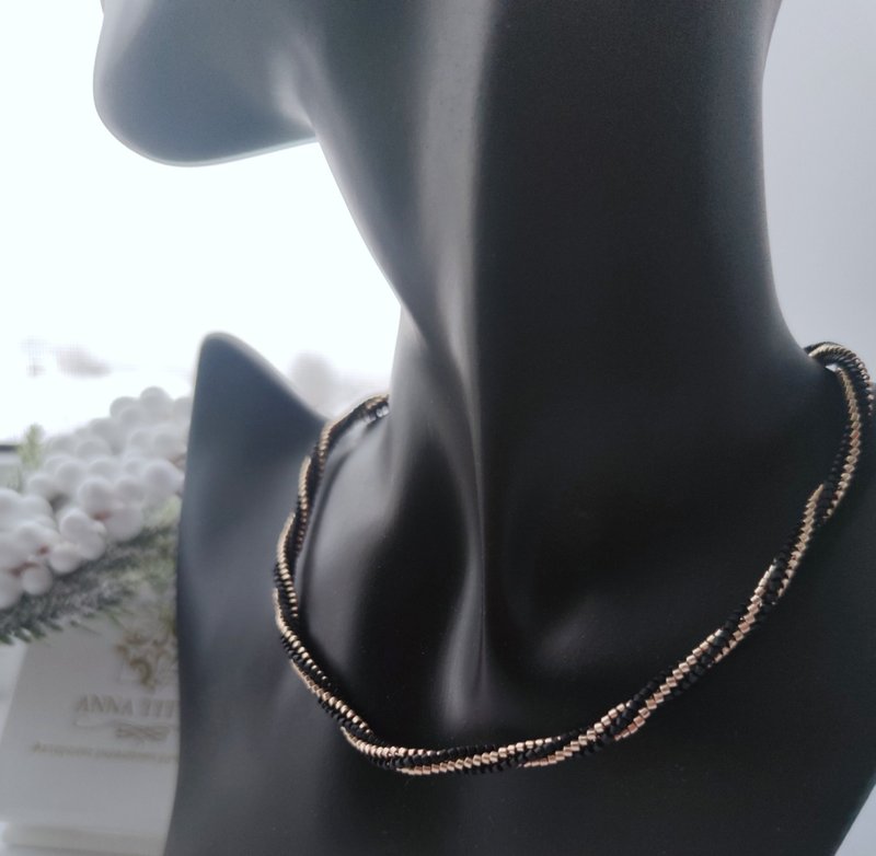 Choker made of Japanese beads - 頸鏈 - 琉璃 黑色