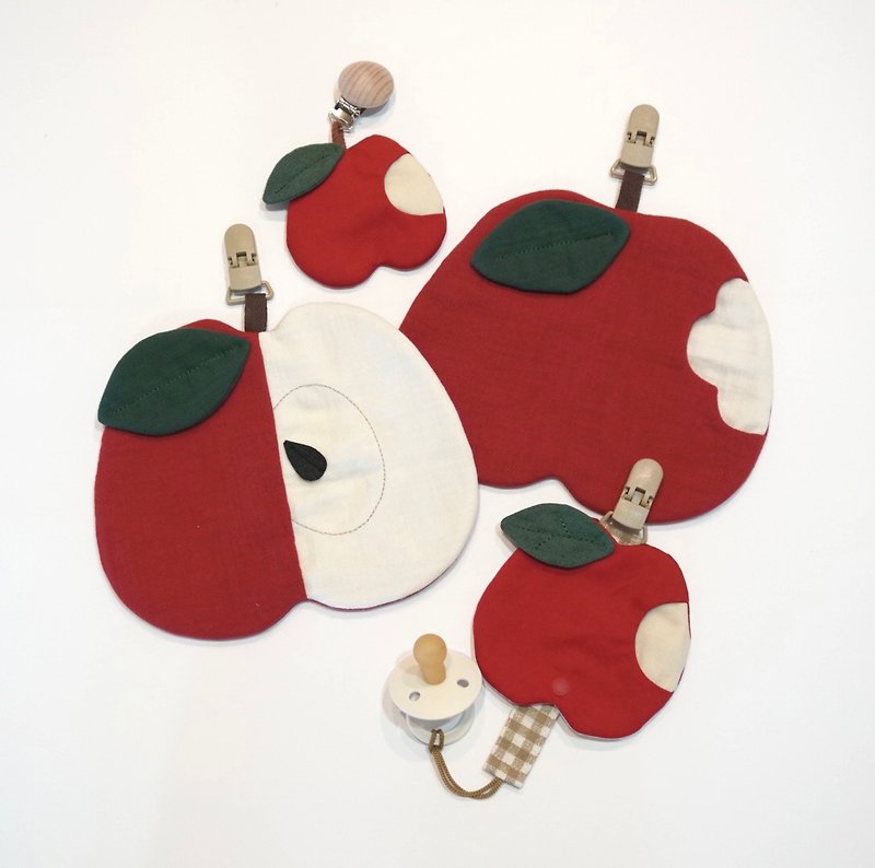 紅蘋果。平安符袋、奶嘴防塵套、小手帕 - 滿月禮物 - 棉．麻 紅色