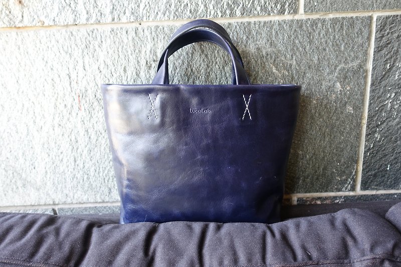 Hand style tote bag dark blue gem - Handbags & Totes - Genuine Leather Blue