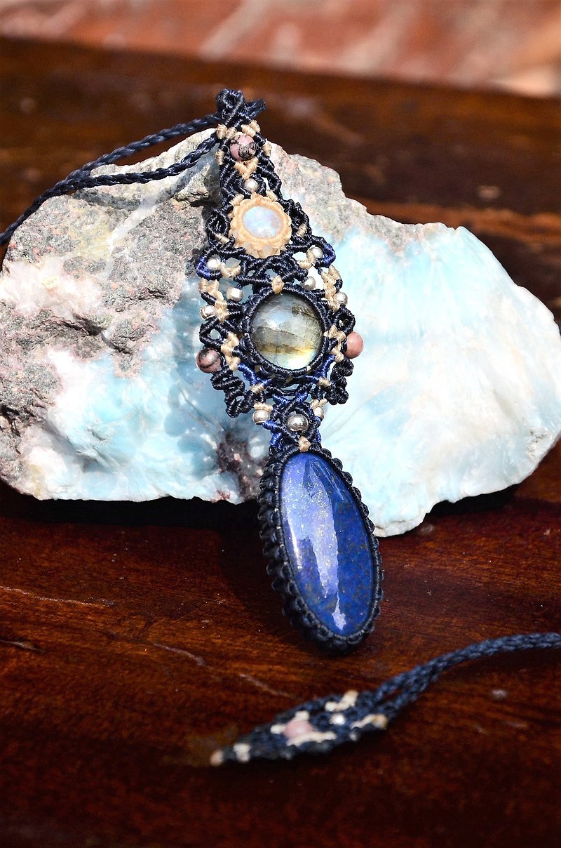 Lapis , Moonstone, Labradorite  macrame Jewelry - Necklaces - Gemstone Blue