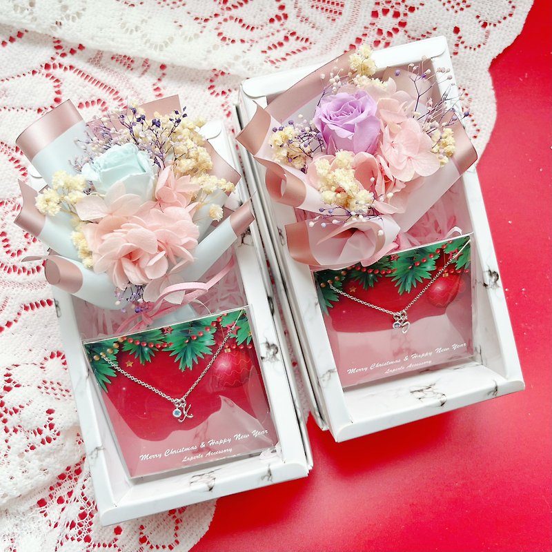 聖誕包裝 客製化禮物 花盒 客製 英文字母  頸鏈 項鍊 婚禮小物 - 項鍊 - 其他金屬 銀色