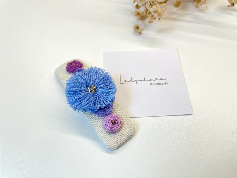 Embroidery hair clip rectangular embroidery BB clip crackling clip hair clip 7cm Embroidery ヘアクリップ - Hair Accessories - Cotton & Hemp 