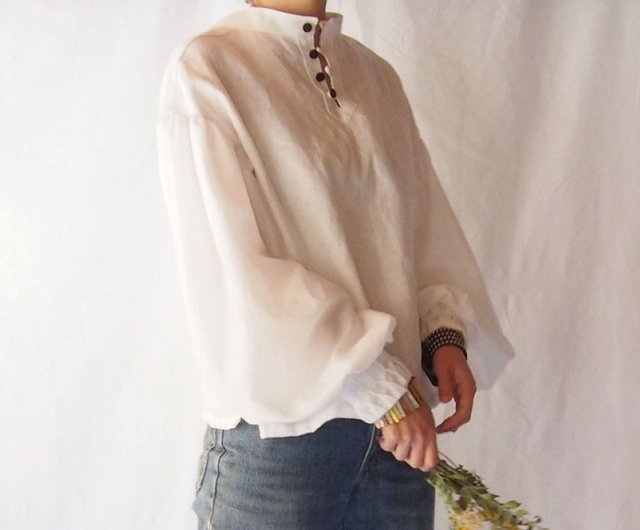 Linen high neck volume sleeve blouse with tuck cuffs - 設計館The