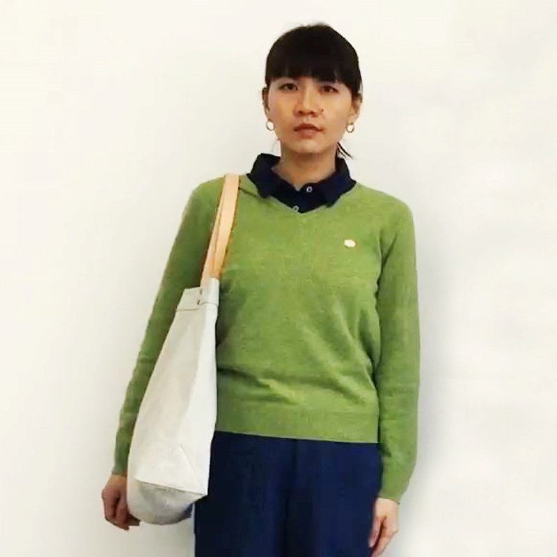 MOGU/ Merino wool long-sleeved sweater/fruit green - Women's Sweaters - Wool Green