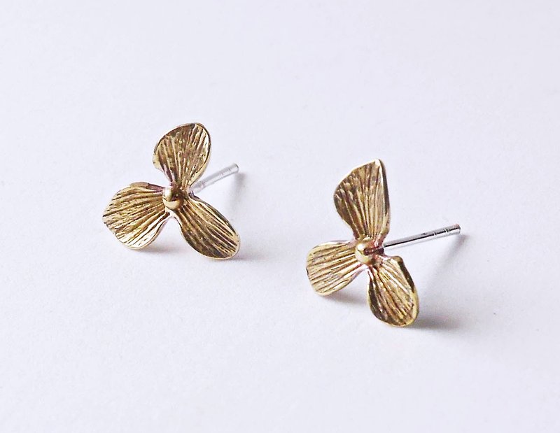 黃銅花朵-三瓣 (925銀耳針/黃銅耳夾) - 耳環/耳夾 - 銅/黃銅 金色