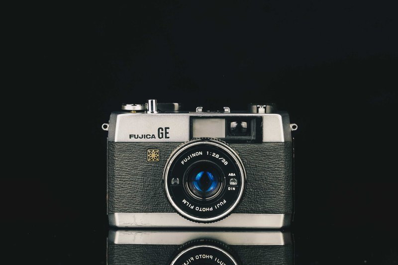 FUJICA GE #1375 #135 film camera - กล้อง - โลหะ สีดำ
