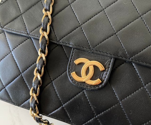 Chanel flap outlet bag second hand