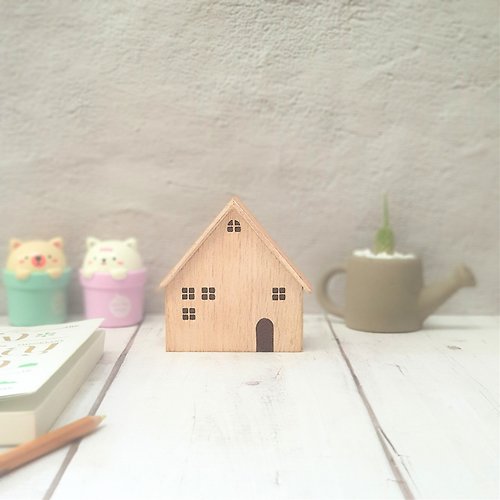 MixxEverything Wooden mini house for decoration #1