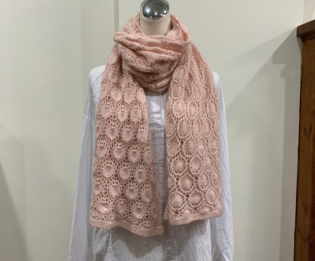 Handmade scarves store